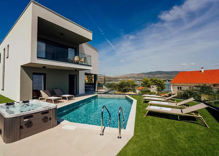 Beautiful In Arbanija Trogir