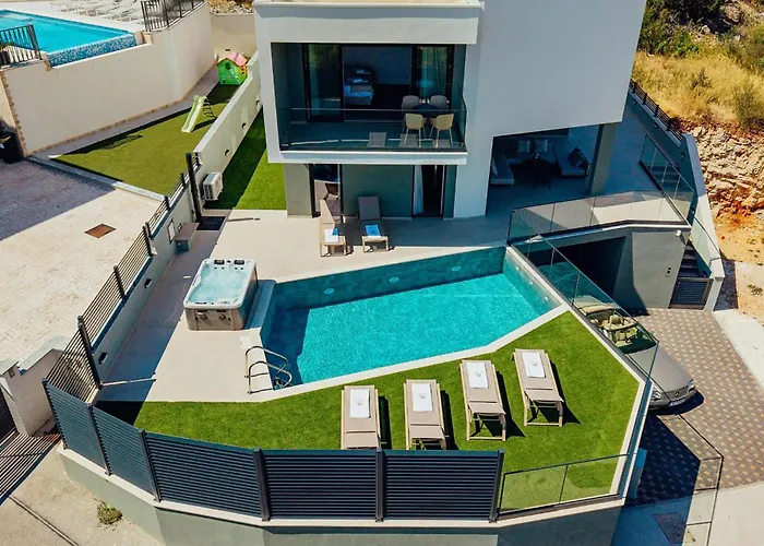 Beautiful In Arbanija Ferienhaus *